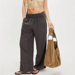 FREE PEOPLE- wide leg -low rise pant GREAT CONDITION
